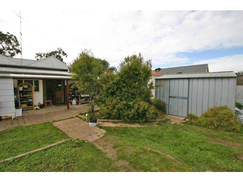 17 Tuson Street, Ararat VIC 3377