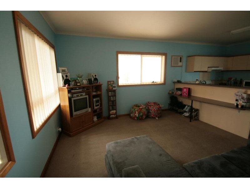 66 Banfield Street, Ararat VIC 3377