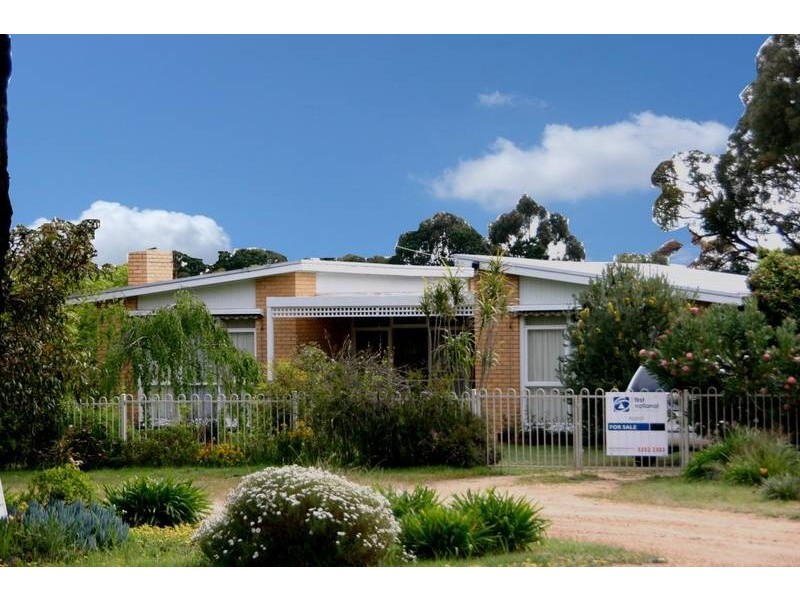 260 Western Highway, Ararat VIC 3377