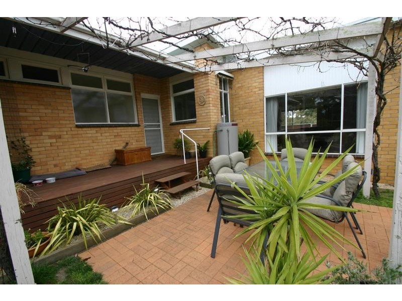 260 Western Highway, Ararat VIC 3377