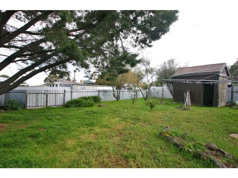 61 Elizabeth Street, Ararat VIC 3377