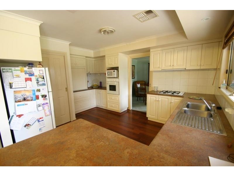 18 Wilding Court, Ararat VIC 3377