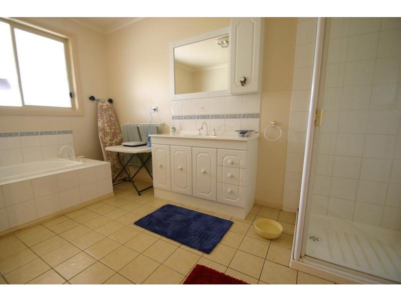 18 Wilding Court, Ararat VIC 3377