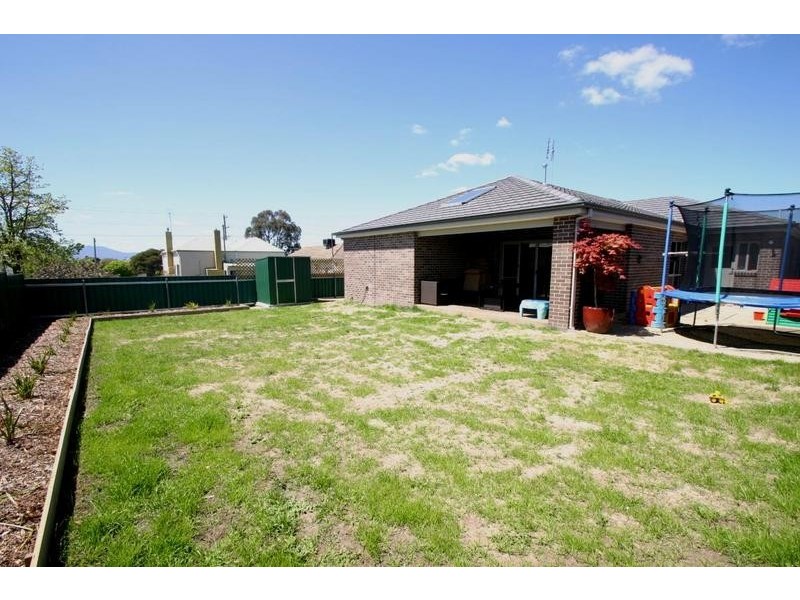 1 Ford Street, Ararat VIC 3377