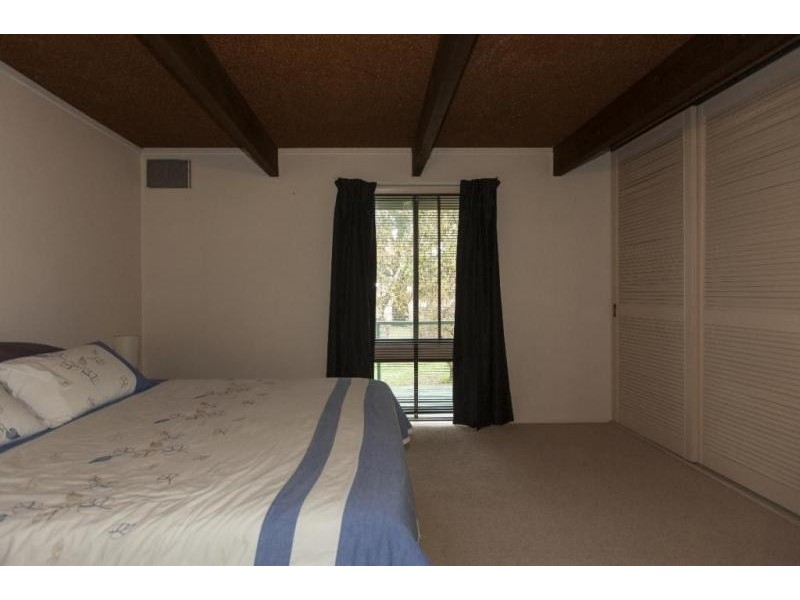 56 CLARKE STREET, Elmhurst VIC 3469