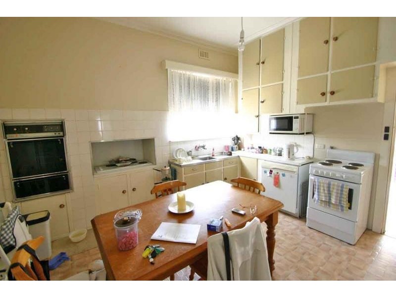 16 McLean Street, Ararat VIC 3377