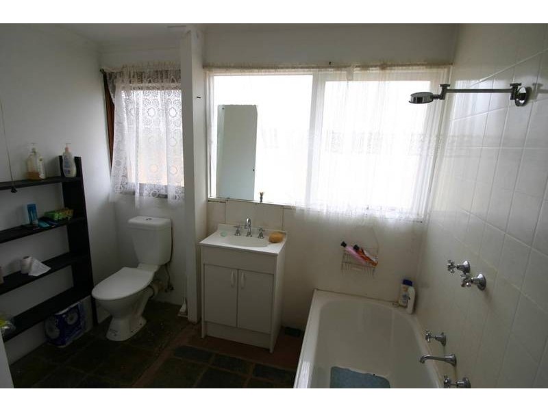 105 Metcalfe Road, Great Western VIC 3377