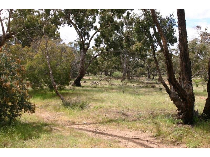 105 Metcalfe Road, Great Western VIC 3377