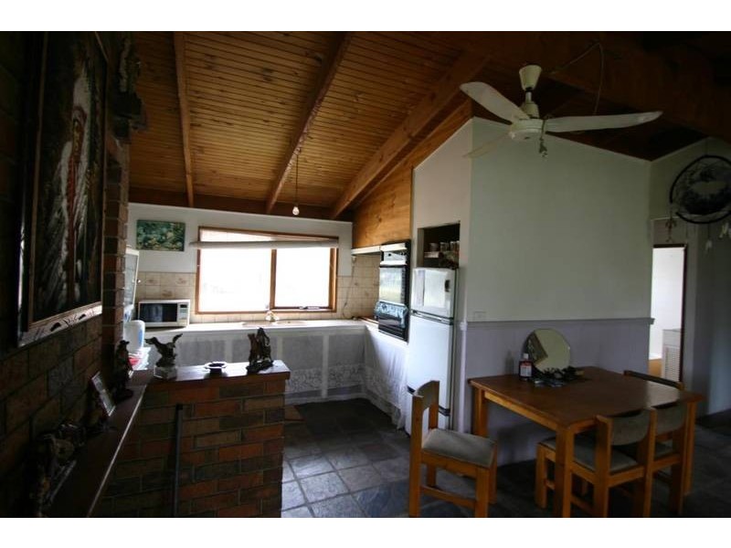 105 Metcalfe Road, Great Western VIC 3377