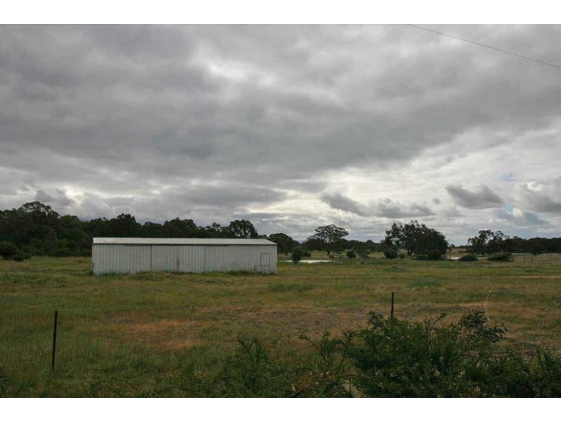 40 Block Road, Moyston VIC 3377