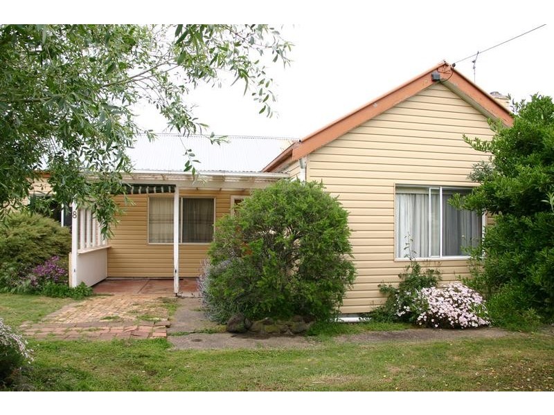 8 Delacombe Way, Willaura VIC 3379