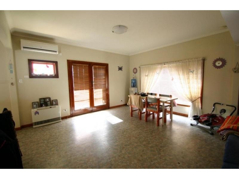 27 Tuson Street, Ararat VIC 3377