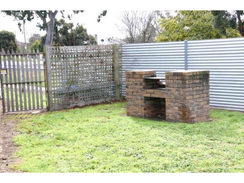 27 Tuson Street, Ararat VIC 3377