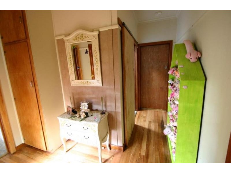 27 Tuson Street, Ararat VIC 3377