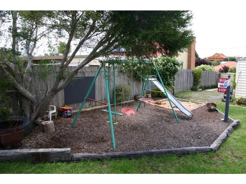 17 Wilmot Street, Ararat VIC 3377