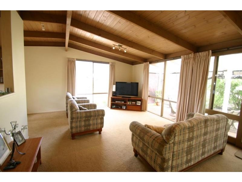 7 Vanstan Street, Ararat VIC 3377