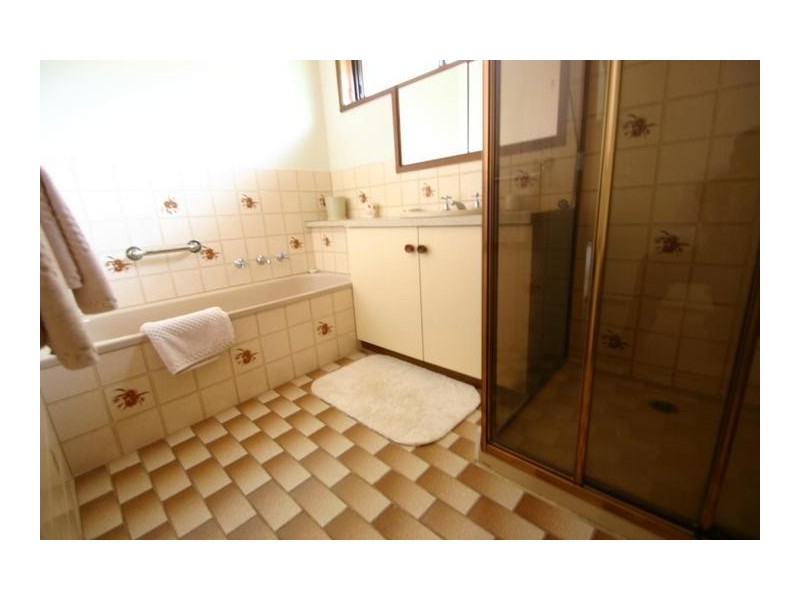 6 Blackwood Court, Ararat VIC 3377