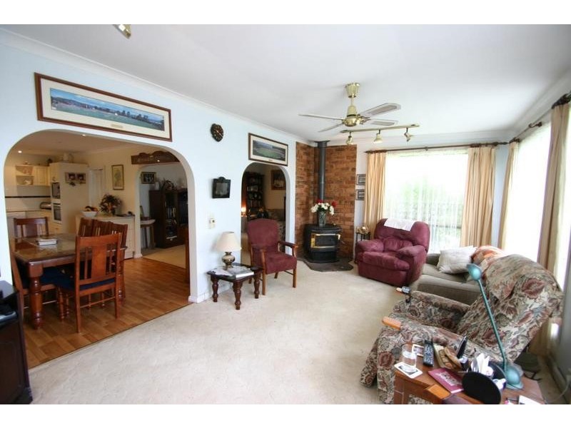 11 George Road, Ararat VIC 3377