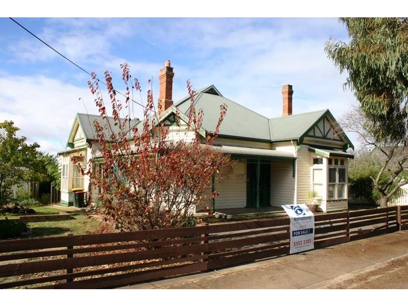 42 Albert Street, Ararat VIC 3377