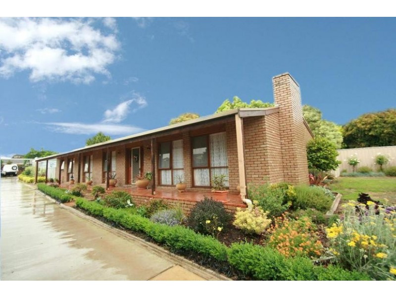 21 Henderson Street, Ararat VIC 3377
