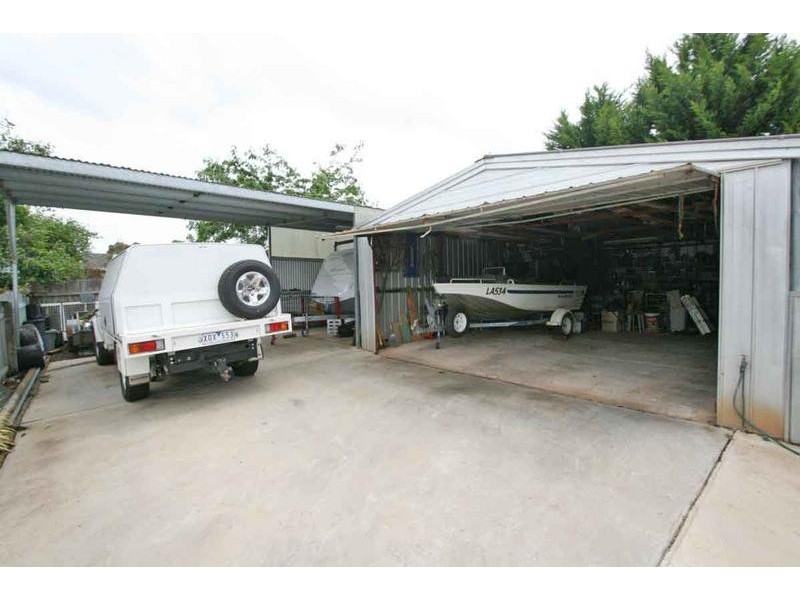 21 Henderson Street, Ararat VIC 3377