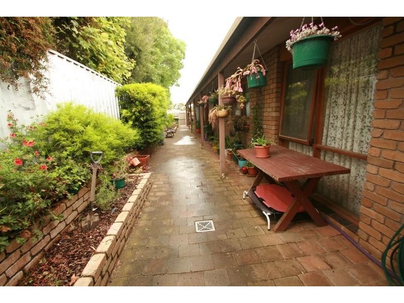 21 Henderson Street, Ararat VIC 3377