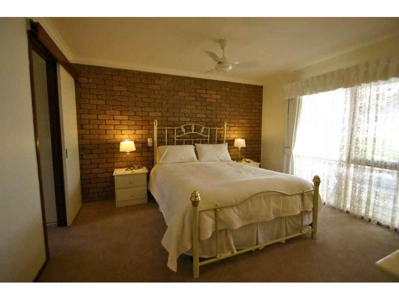 21 Henderson Street, Ararat VIC 3377