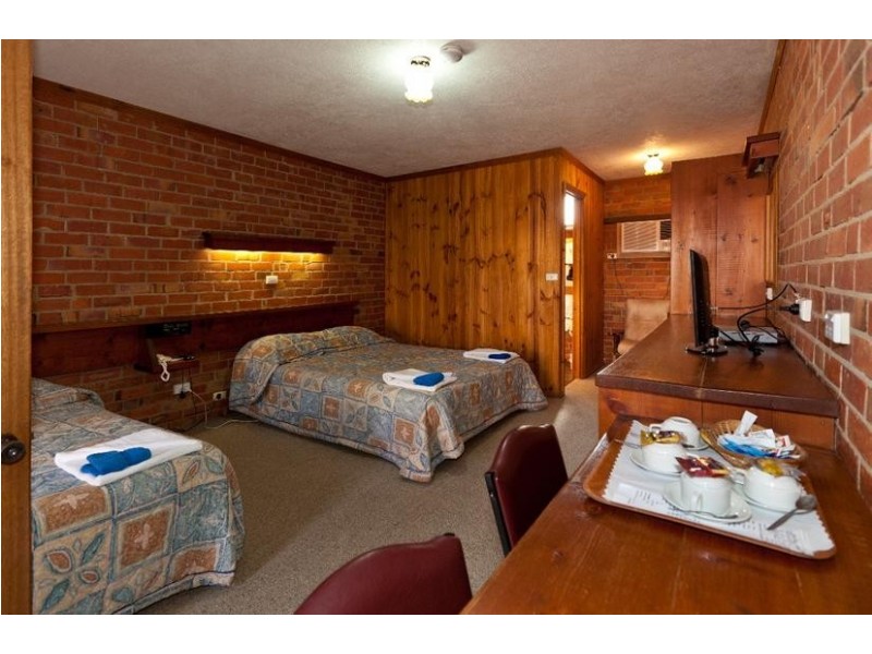 24 Seaby Street, Stawell VIC 3380