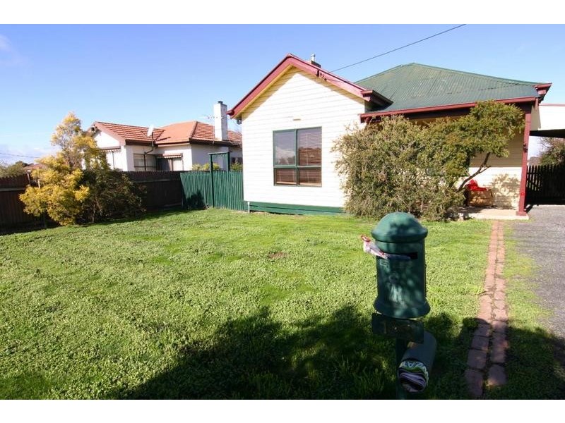 158 Moore Street, Ararat VIC 3377