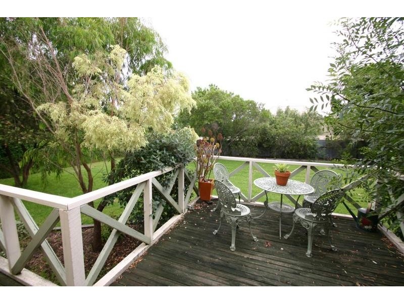 43 Elizabeth Street, Ararat VIC 3377