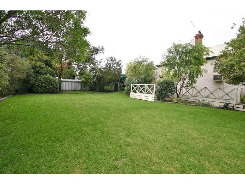 43 Elizabeth Street, Ararat VIC 3377