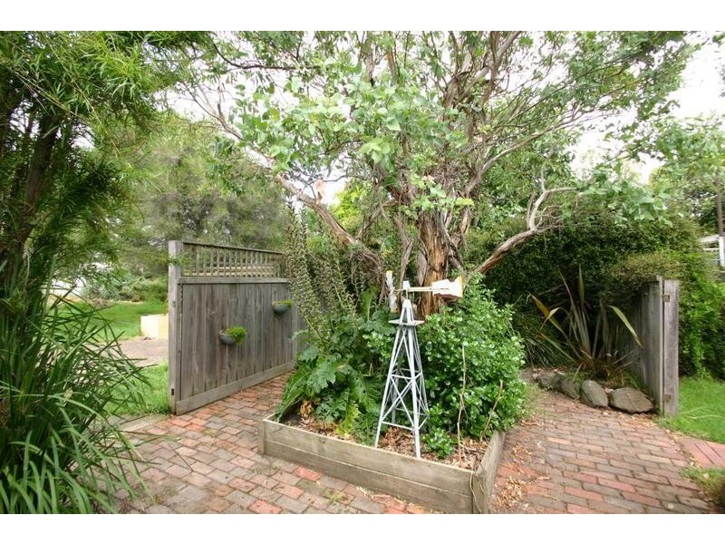 43 Elizabeth Street, Ararat VIC 3377