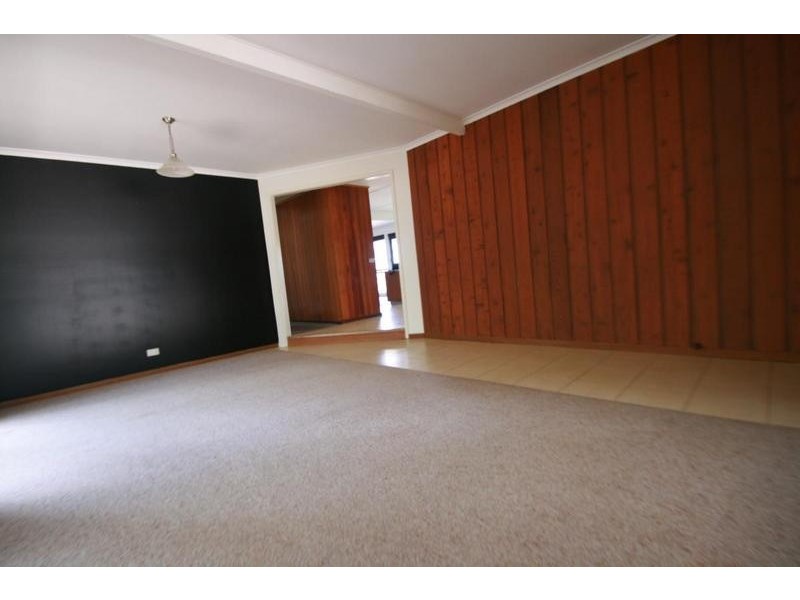 34 Cameron Road, Ararat VIC 3377