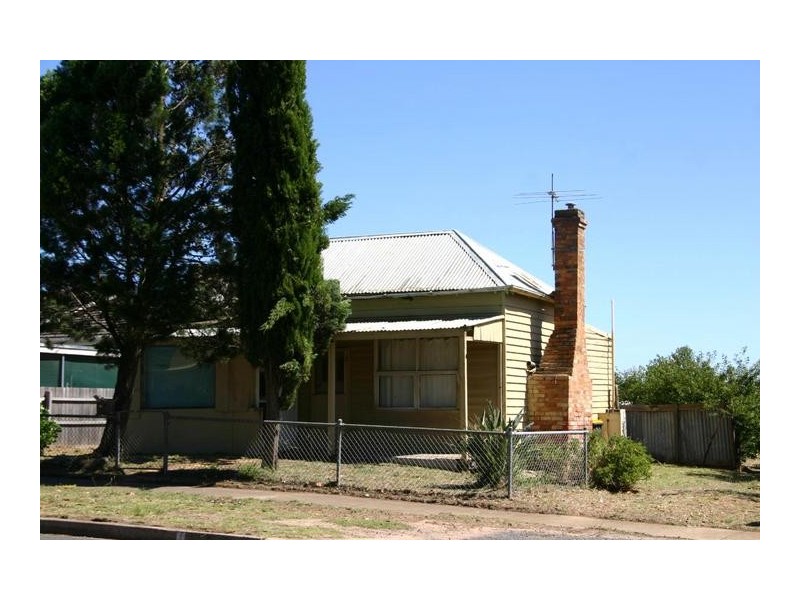 67 Churchill Avenue, Ararat VIC 3377