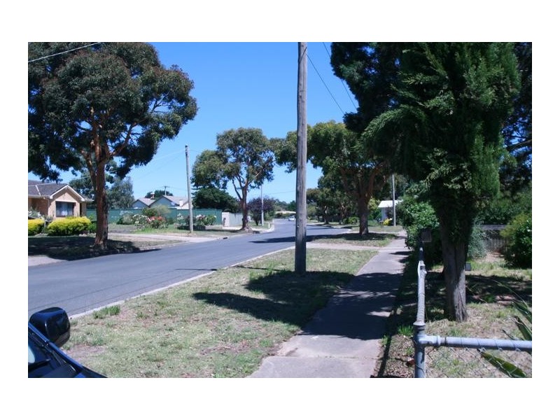 67 Churchill Avenue, Ararat VIC 3377