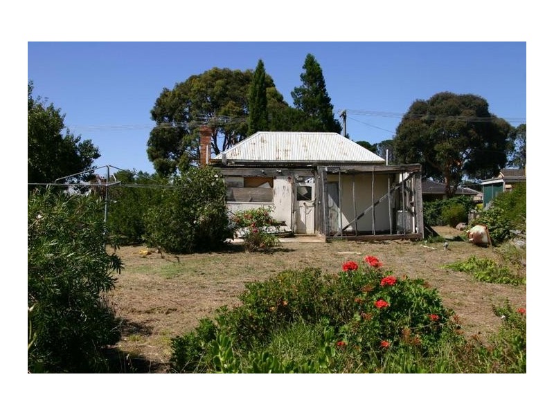 67 Churchill Avenue, Ararat VIC 3377