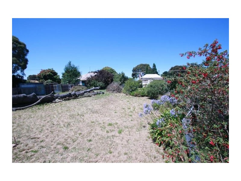 67 Churchill Avenue, Ararat VIC 3377