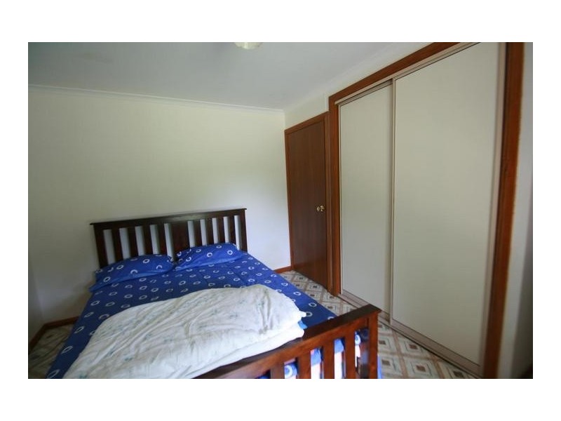 1586 Carnham Rd, Mena Park VIC 3373