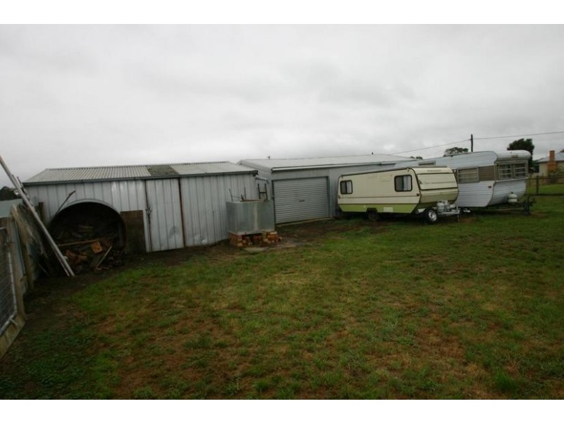 2200 Mortlake Ararat Rd, Woorndoo VIC 3272