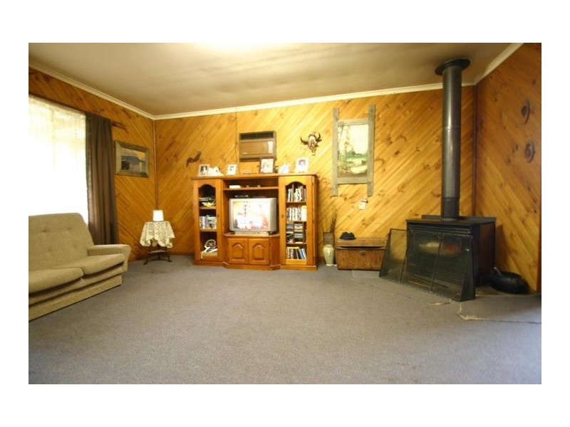 98 Buangor Road, Buangor VIC 3375