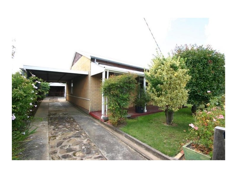 7 Ford Street, Ararat VIC 3377