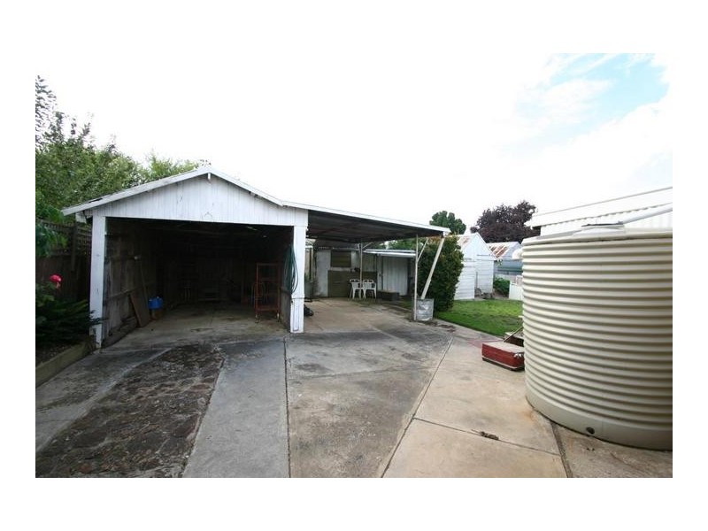 7 Ford Street, Ararat VIC 3377