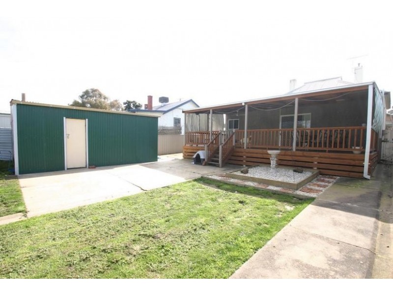 32 Benbow Street, Ararat VIC 3377
