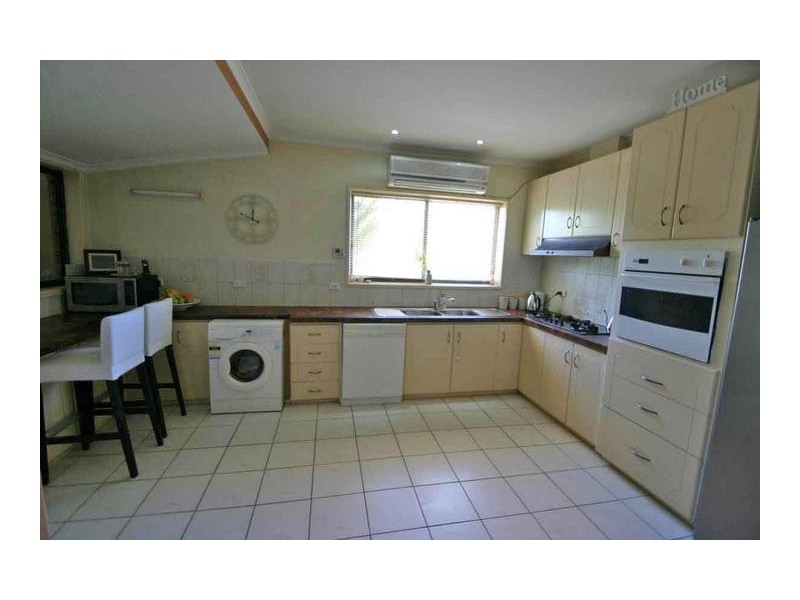 32 Hewitt Street, Ararat VIC 3377