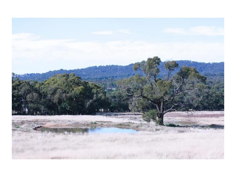 294 Railway Road, Ararat VIC 3377