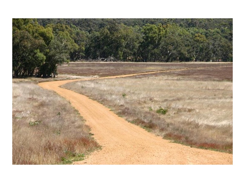 294 Railway Road, Ararat VIC 3377