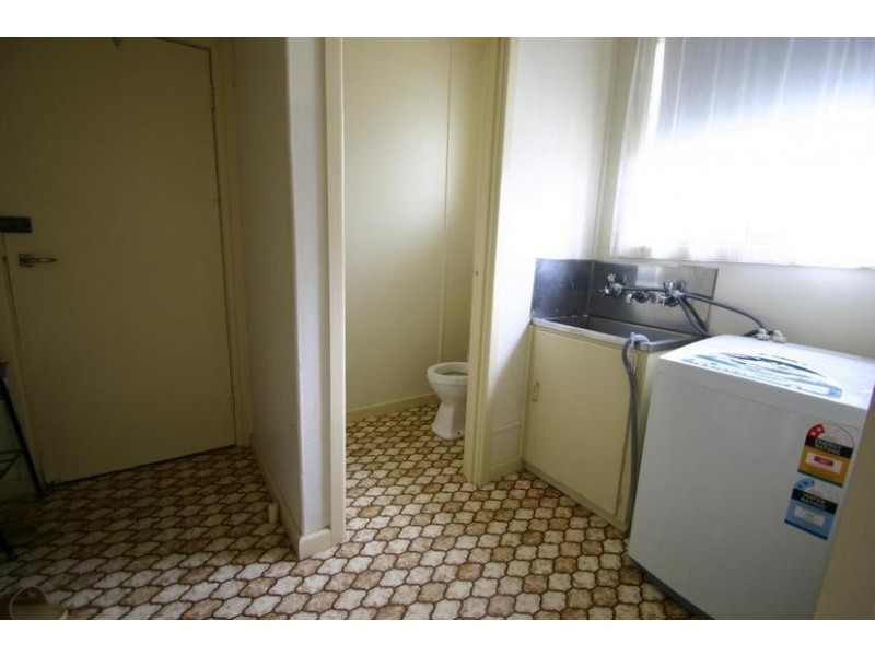 1, 2 & 3/17 Barkly Street West, Ararat VIC 3377