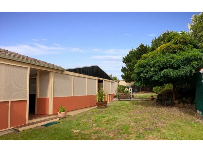 6 Blackie Avenue, Ararat VIC 3377