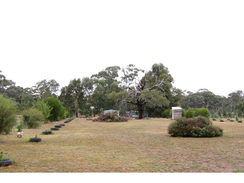 9 Briggs St, Glenorchy VIC 3385