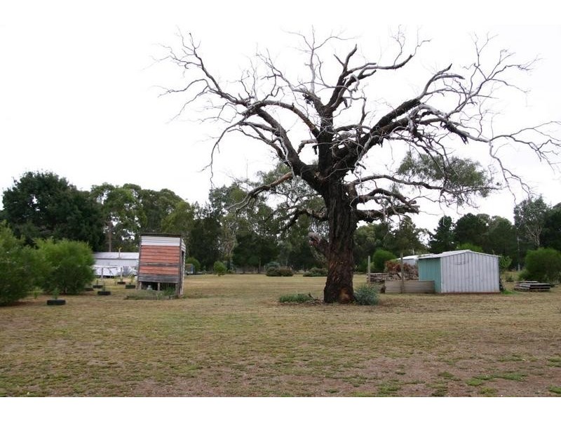 9 Briggs St, Glenorchy VIC 3385